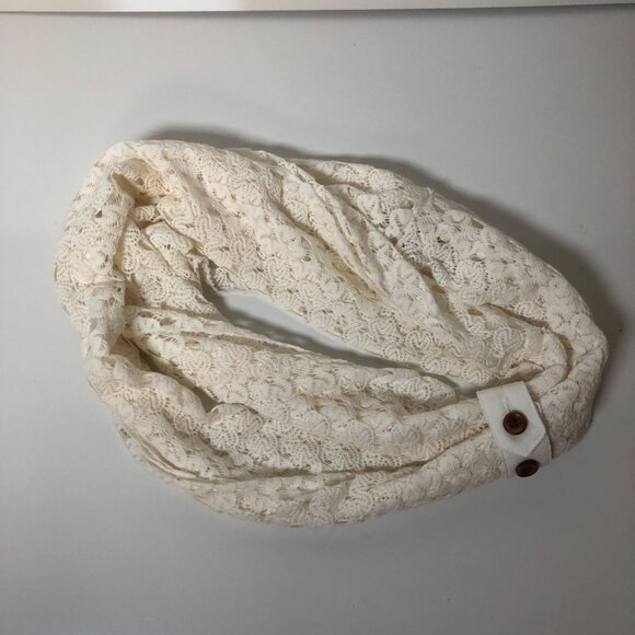Simply Noelle White Lace Infinity Scarf With Button Detail - Picture 3 of 8